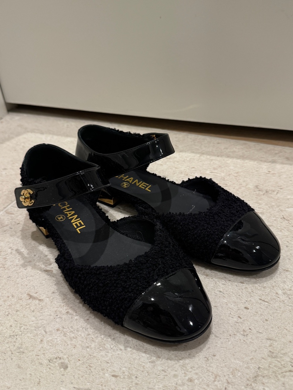 CHANEL Black Tweed & Patent Mary Jane Kids Shoes with Gold CC